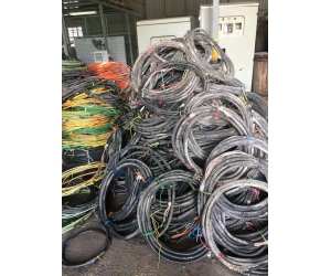Thu mua phế liệu giá cao tại Vĩnh Long